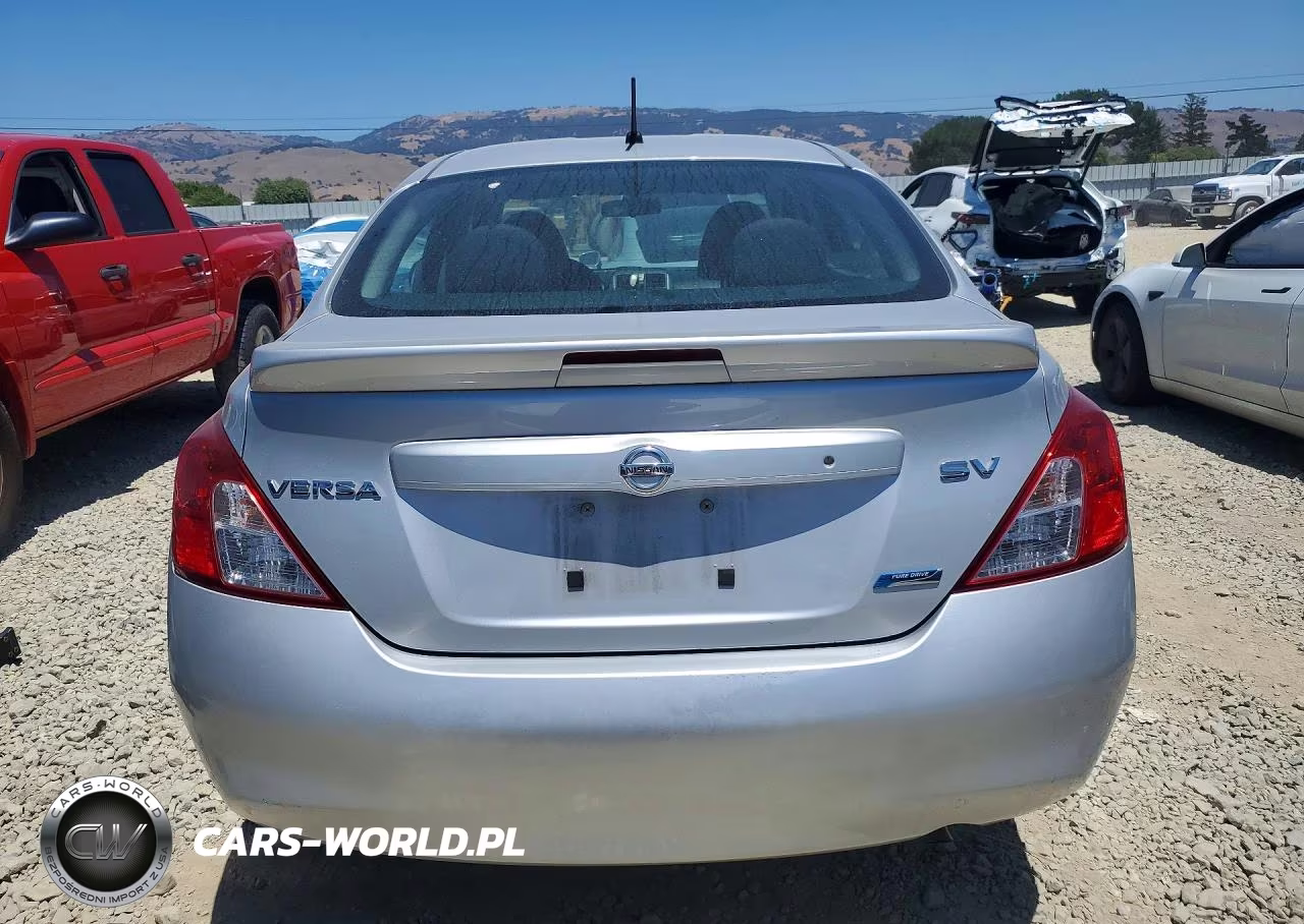 2013 Nissan Versa 1.6 S VIN:3N1CN7AP6DL868700 - 6