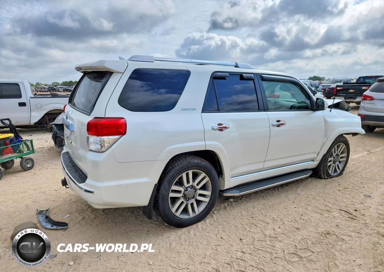 2013 Toyota 4Runner Limited VIN:JTEZU5JR1D5055776 - 3