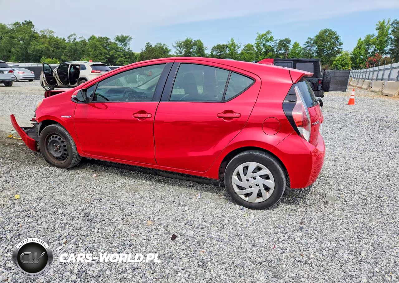 2015 Toyota Prius C One VIN:JTDKDTB34F1576036 - 2