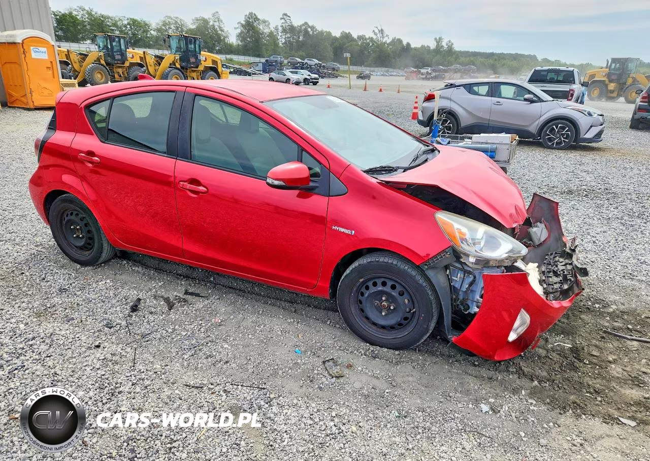2015 Toyota Prius C One VIN:JTDKDTB34F1576036 - 4