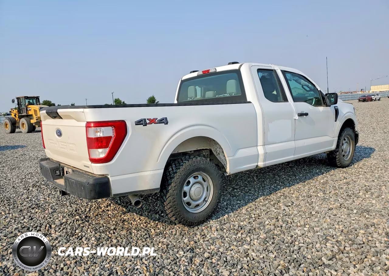 2023 Ford F150 Super Cab VIN:1FTEX1EP7PKF80004 - 3