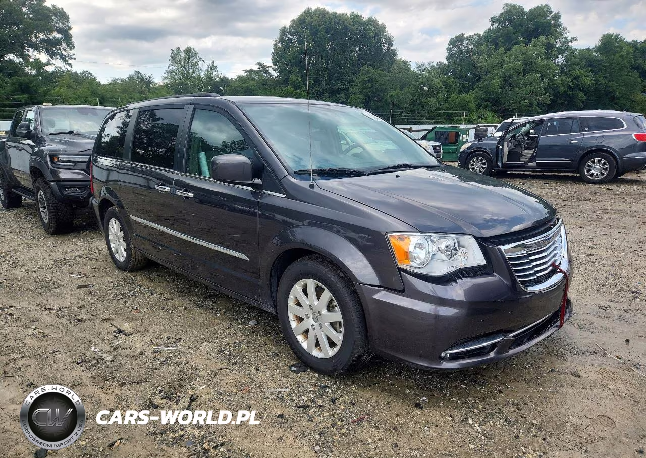2015 Chrysler Town & Country Touring VIN:2C4RC1BG7FR539678 - 4