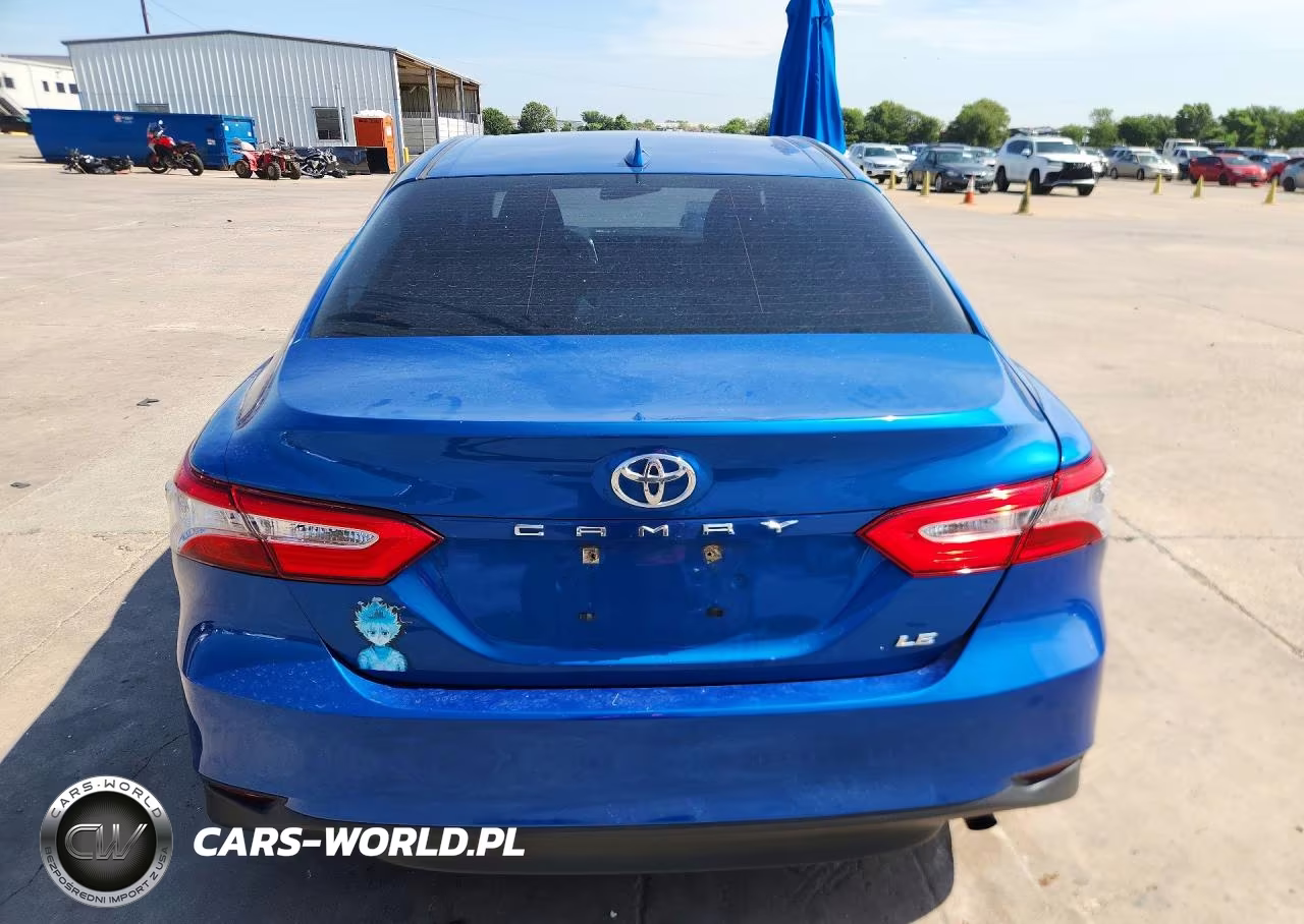 2019 Toyota Camry Le VIN:4T1B11HK2KU237825 - 6