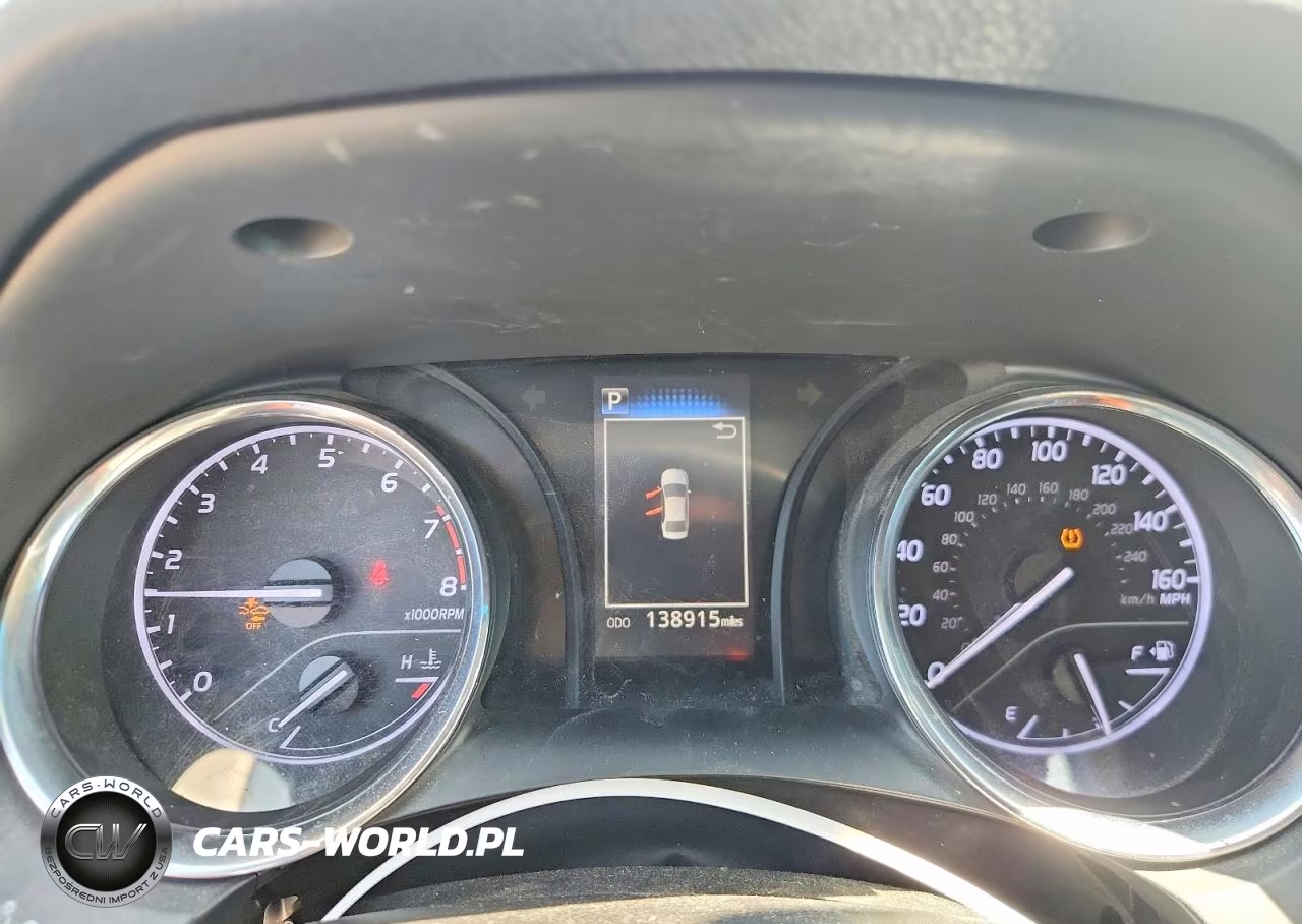 2019 Toyota Camry Le VIN:4T1B11HK2KU237825 - 9