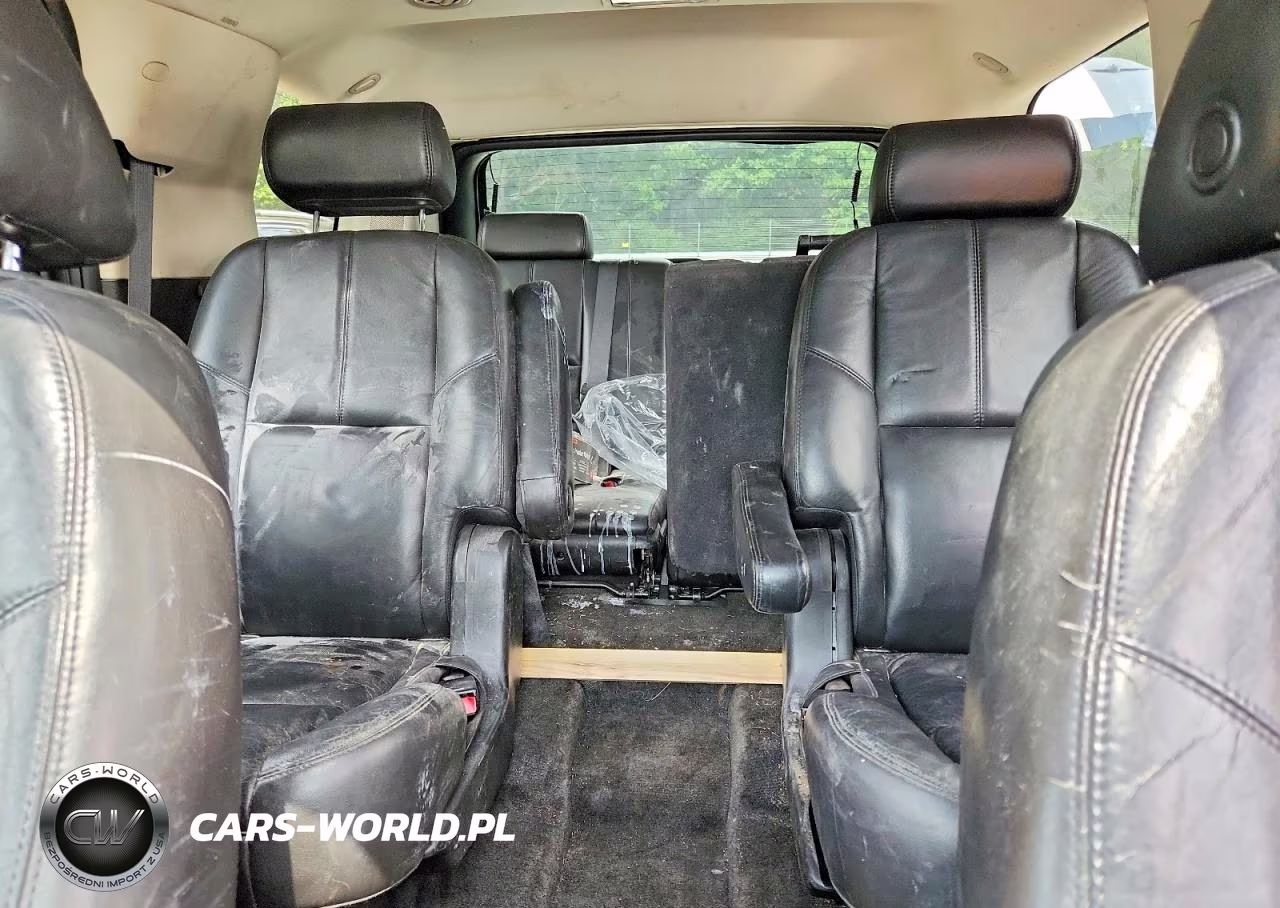 2007 GMC Yukon Denali VIN:1GKFK63837J355780 - 10