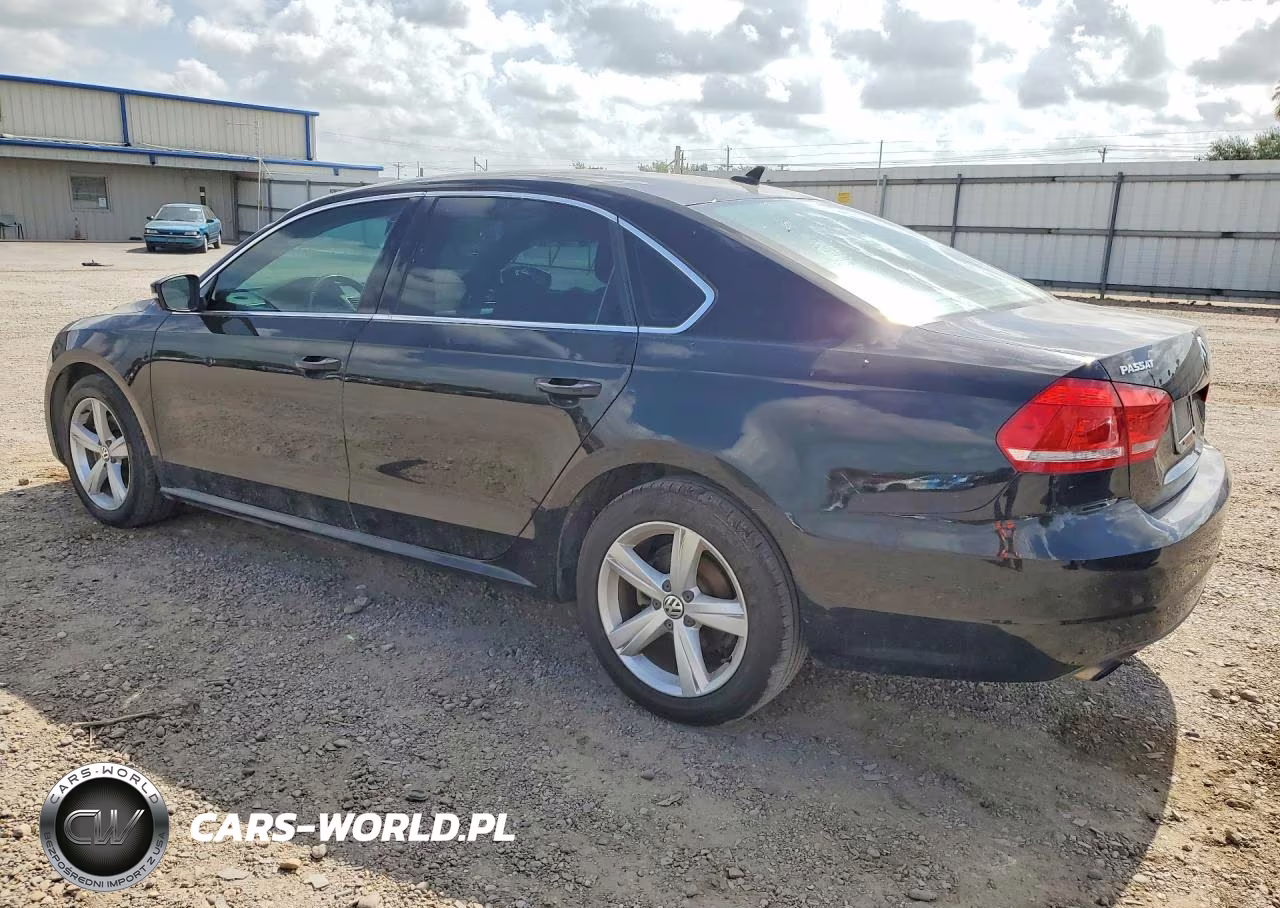 2015 Volkswagen Passat S VIN:1VWAS7A38FC079678 - 2