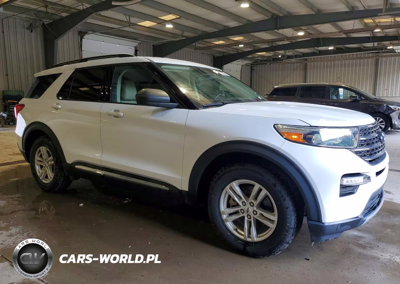 2023 Ford Explorer Xlt VIN:1FMSK7DH7PGA56851 - 4