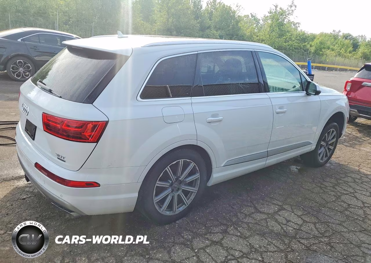 2017 Audi Q7 Prestige VIN:WA1VAAF78HD057168 - 3