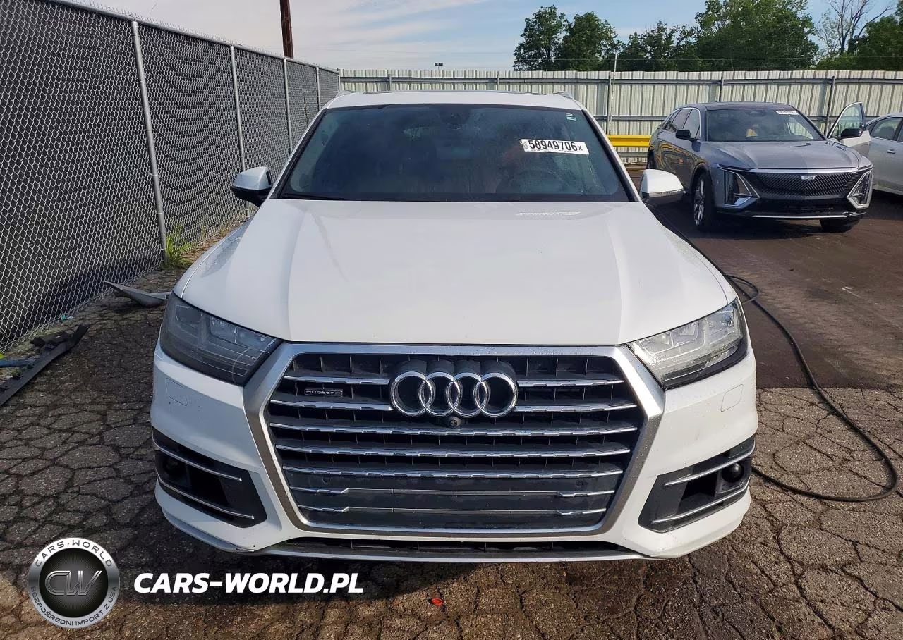 2017 Audi Q7 Prestige VIN:WA1VAAF78HD057168 - 5