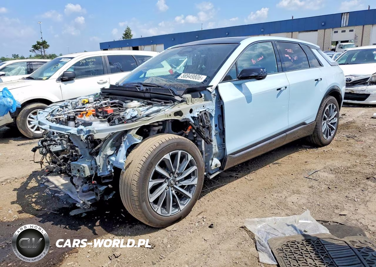 2024 Cadillac Lyriq Sport