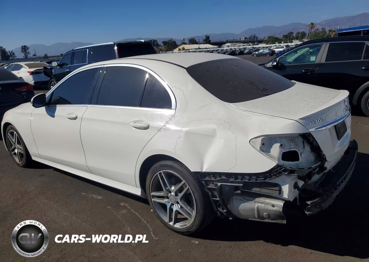 2018 Mercedes-Benz E 300 VIN:WDDZF4JB3JA457593 - 2