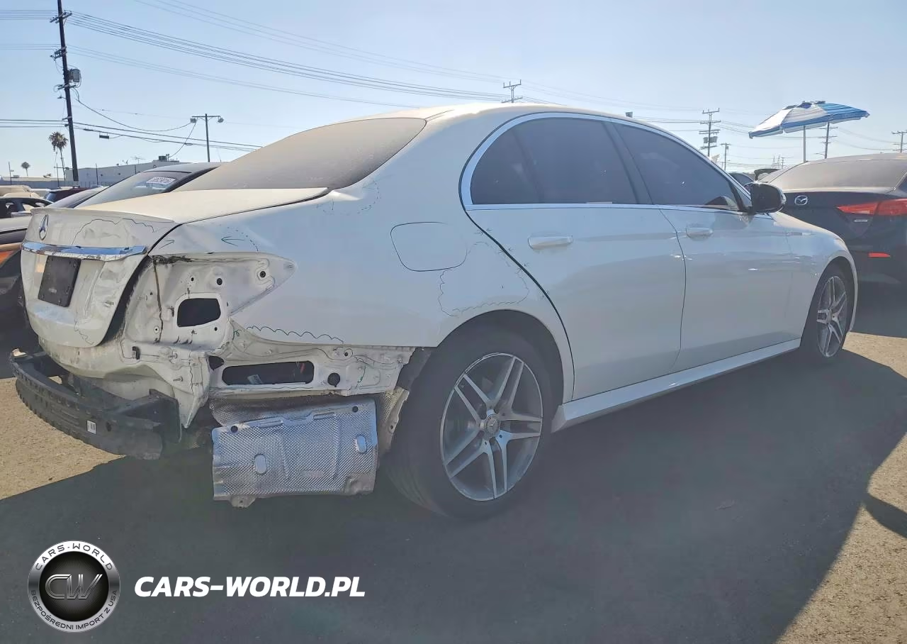 2018 Mercedes-Benz E 300 VIN:WDDZF4JB3JA457593 - 3