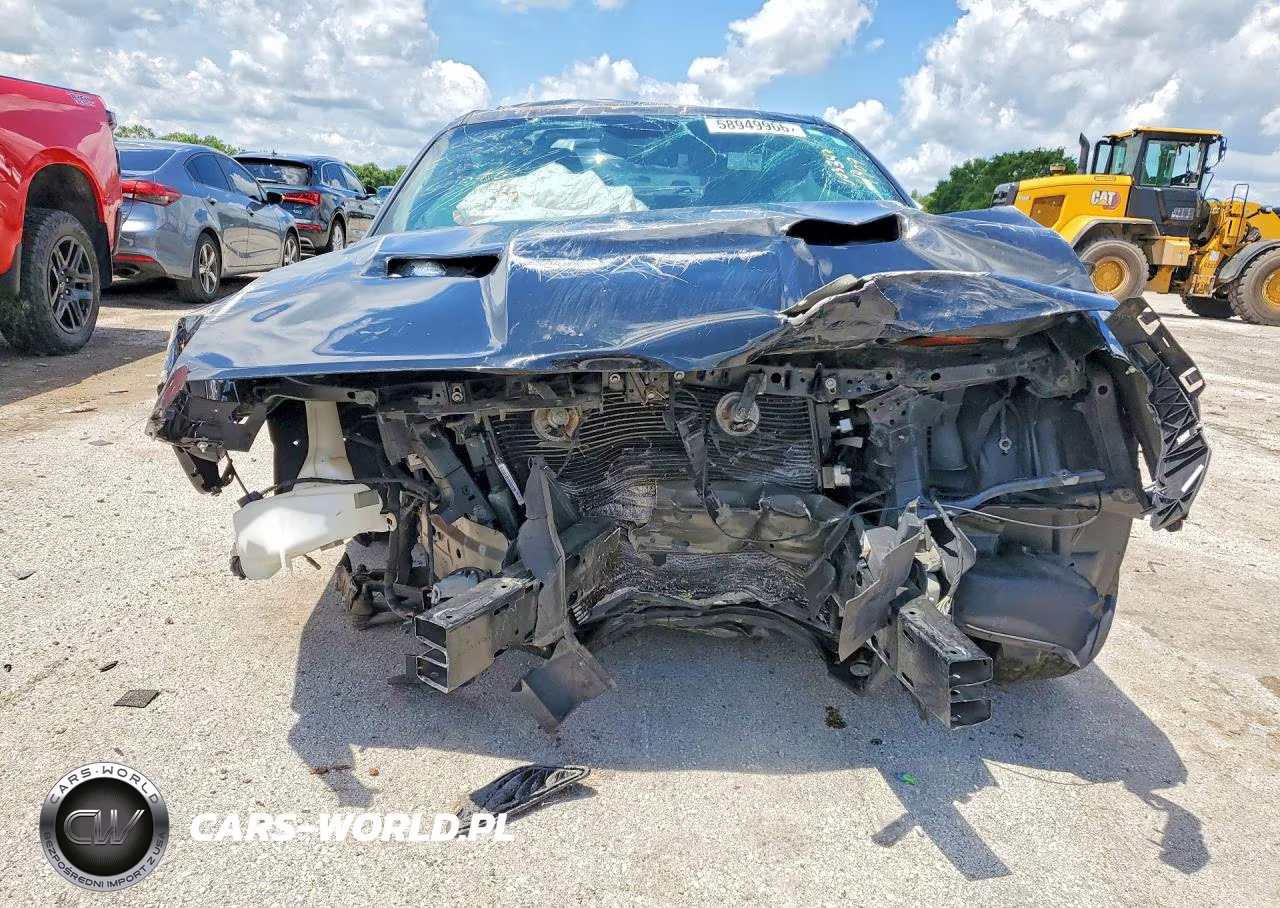 2021 Dodge Challenger Sxt VIN:2C3CDZAG6MH603347 - 5