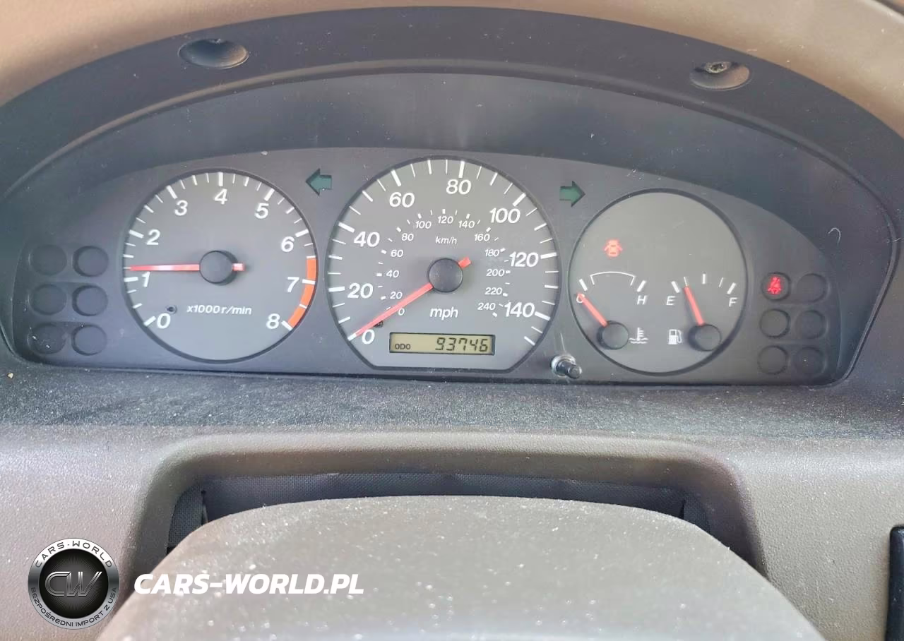 2001 Mazda 626 Es VIN:1YVGF22C115233352 - 9