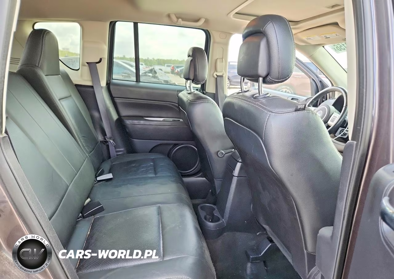 2017 Jeep Compass Latitude VIN:1C4NJDEB9HD126981 - 10