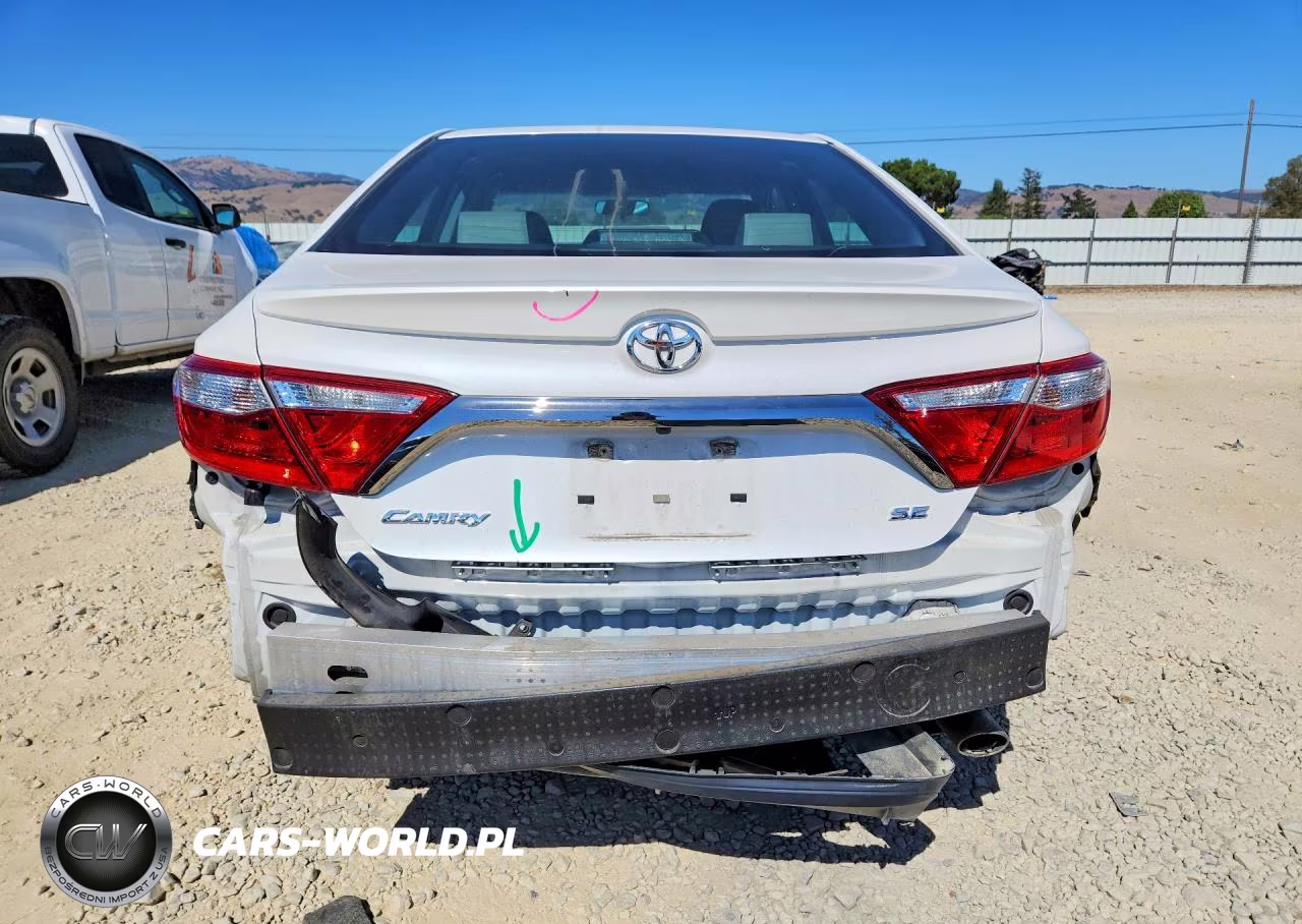 2017 Toyota Camry Se VIN:4T1BF1FK2HU384420 - 6