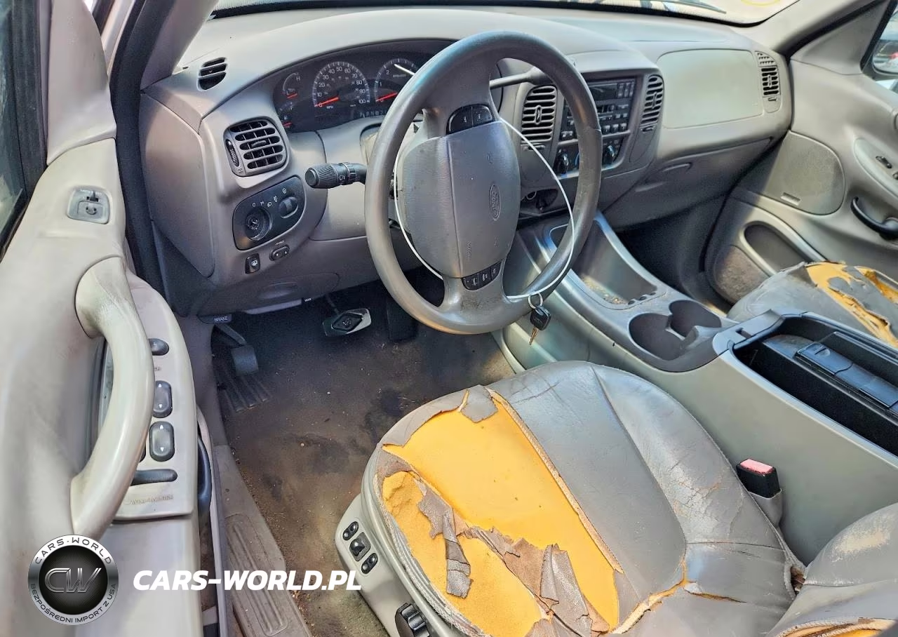 2002 Ford Expedition Xlt VIN:1FMRU15L32LA49565 - 8
