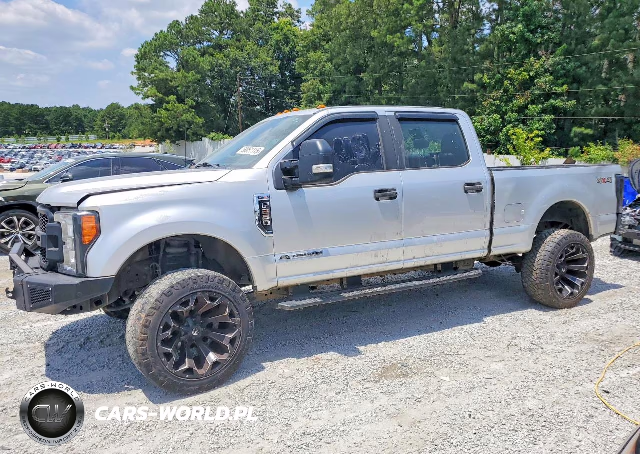 2019 Ford F250 Super Duty – zdjęcie 1 z 12
