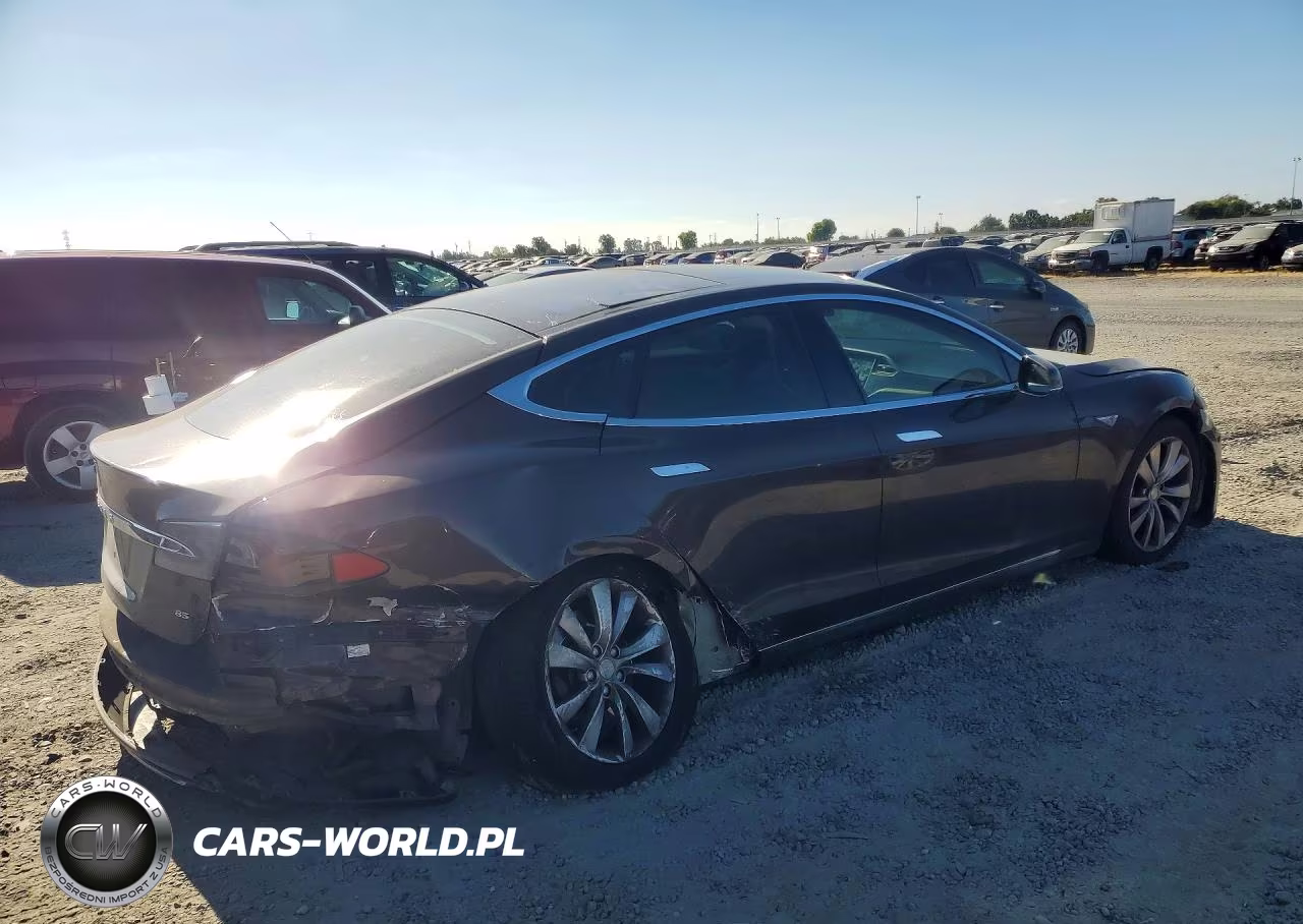 2013 Tesla Model S VIN:5YJSA1CN1DFP27464 - 3