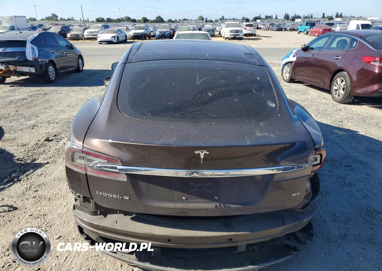 2013 Tesla Model S VIN:5YJSA1CN1DFP27464 - 6
