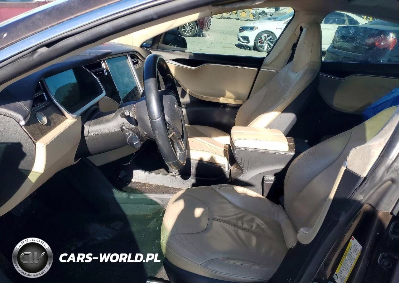 2013 Tesla Model S VIN:5YJSA1CN1DFP27464 - 7