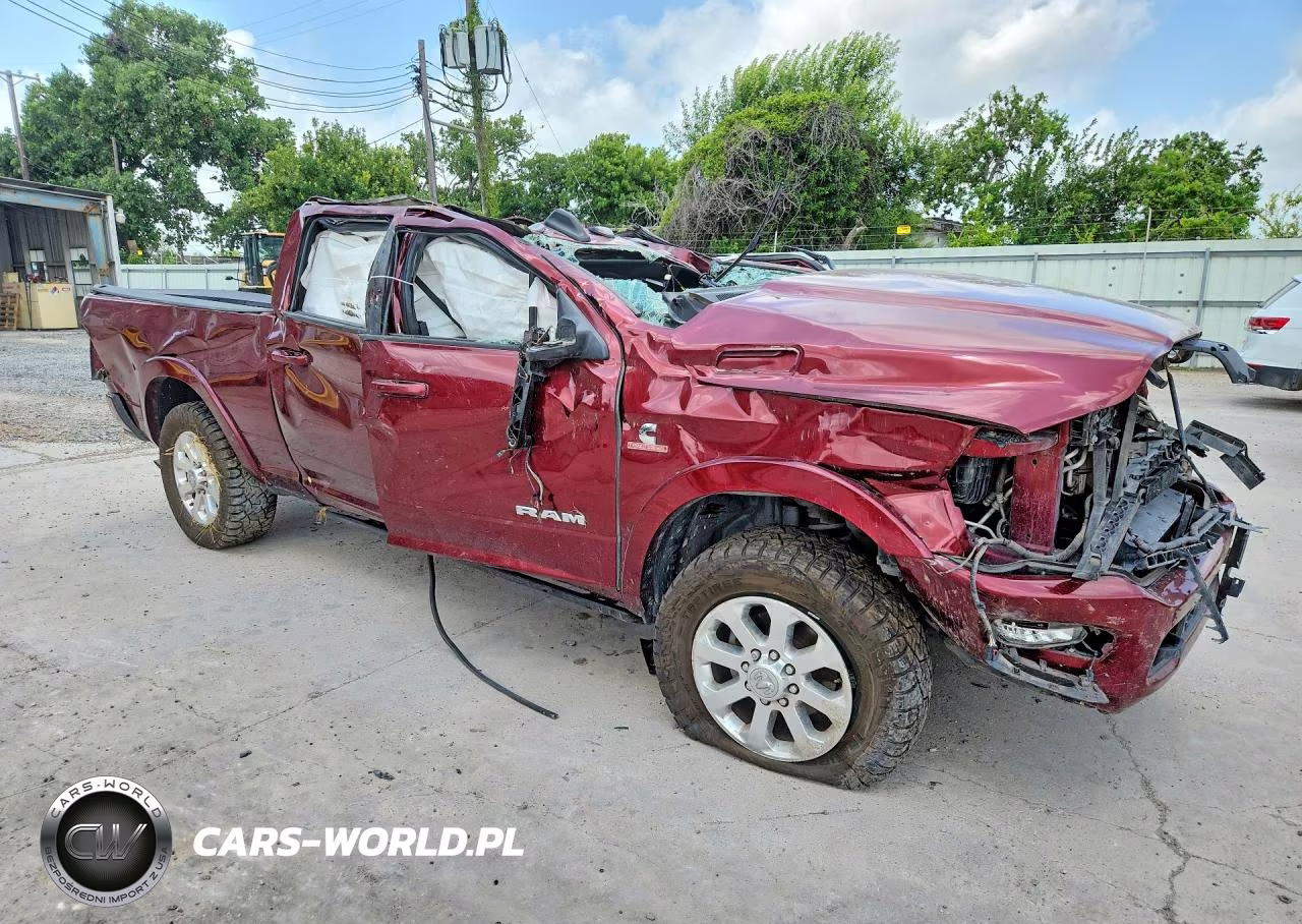 2020 Ram 2500 Laramie VIN:3C6UR5FL0LG252019 - 4