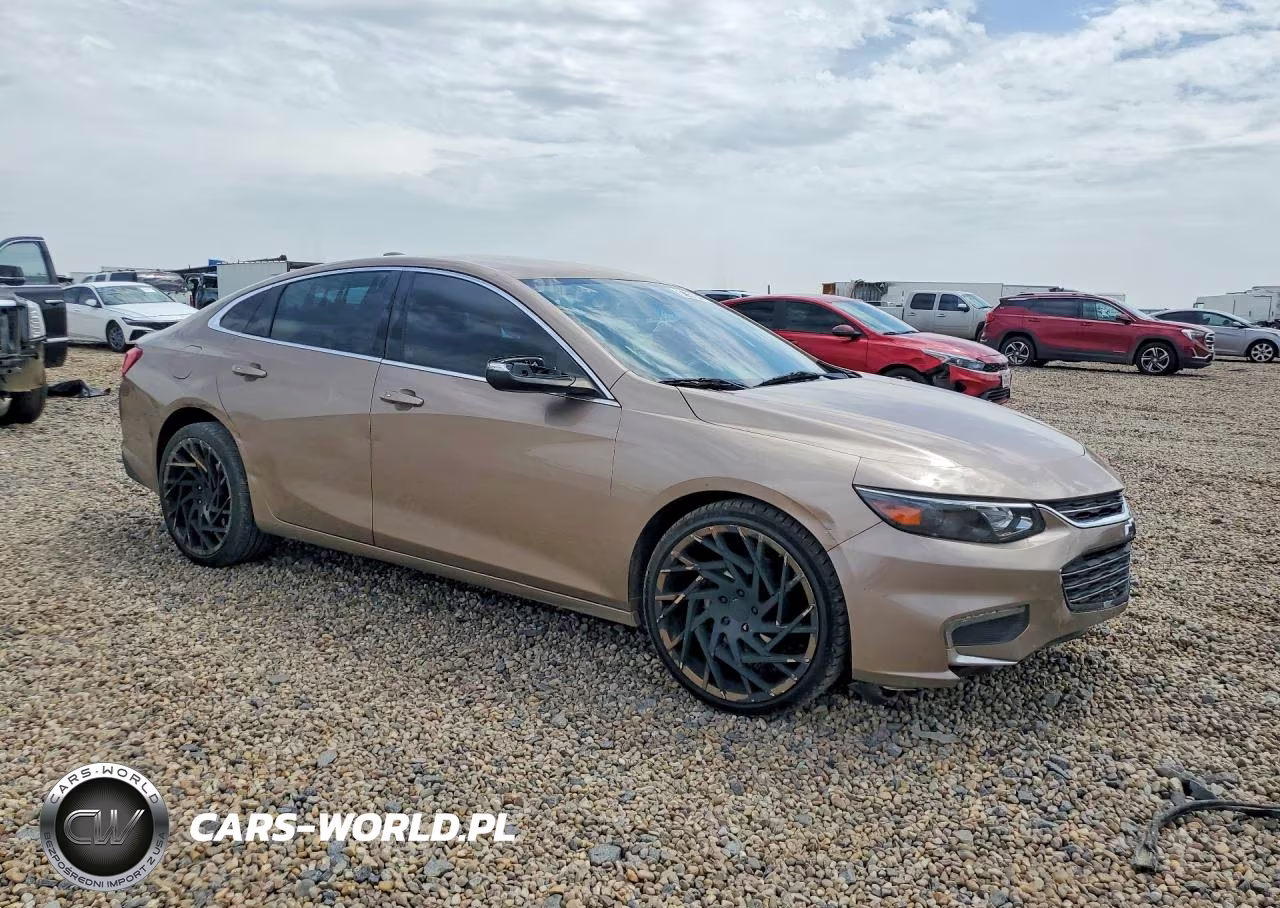 2018 Chevrolet Malibu Lt VIN:1G1ZD5ST3JF165533 - 4