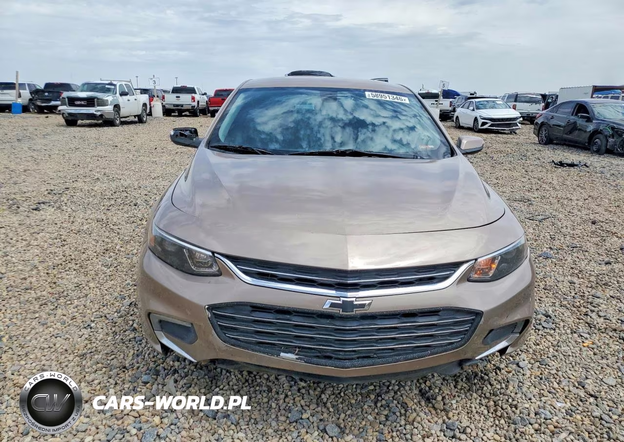 2018 Chevrolet Malibu Lt VIN:1G1ZD5ST3JF165533 - 5