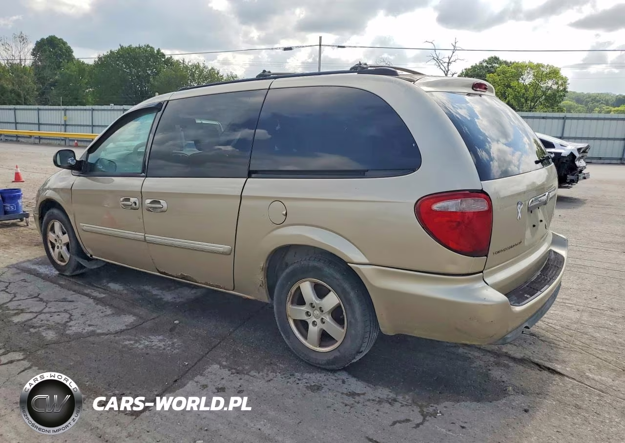 2005 Chrysler Town & Country Touring VIN:2C4GP54L85R499669 - 2