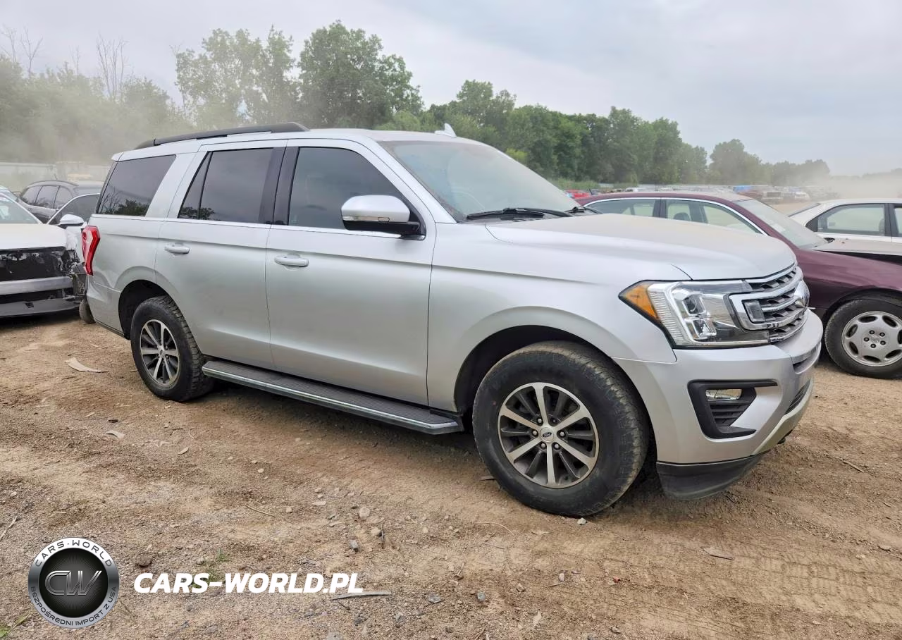 2019 Ford Expedition Xlt VIN:1FMJU1JT9KEA64899 - 4