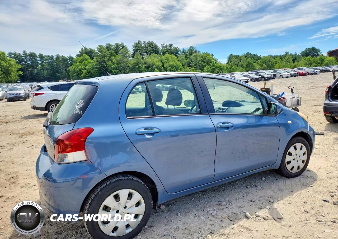 2011 Toyota Yaris Base VIN:JTDKT4K30B5334954 - 3