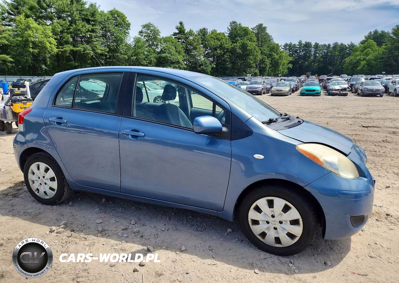 2011 Toyota Yaris Base VIN:JTDKT4K30B5334954 - 4