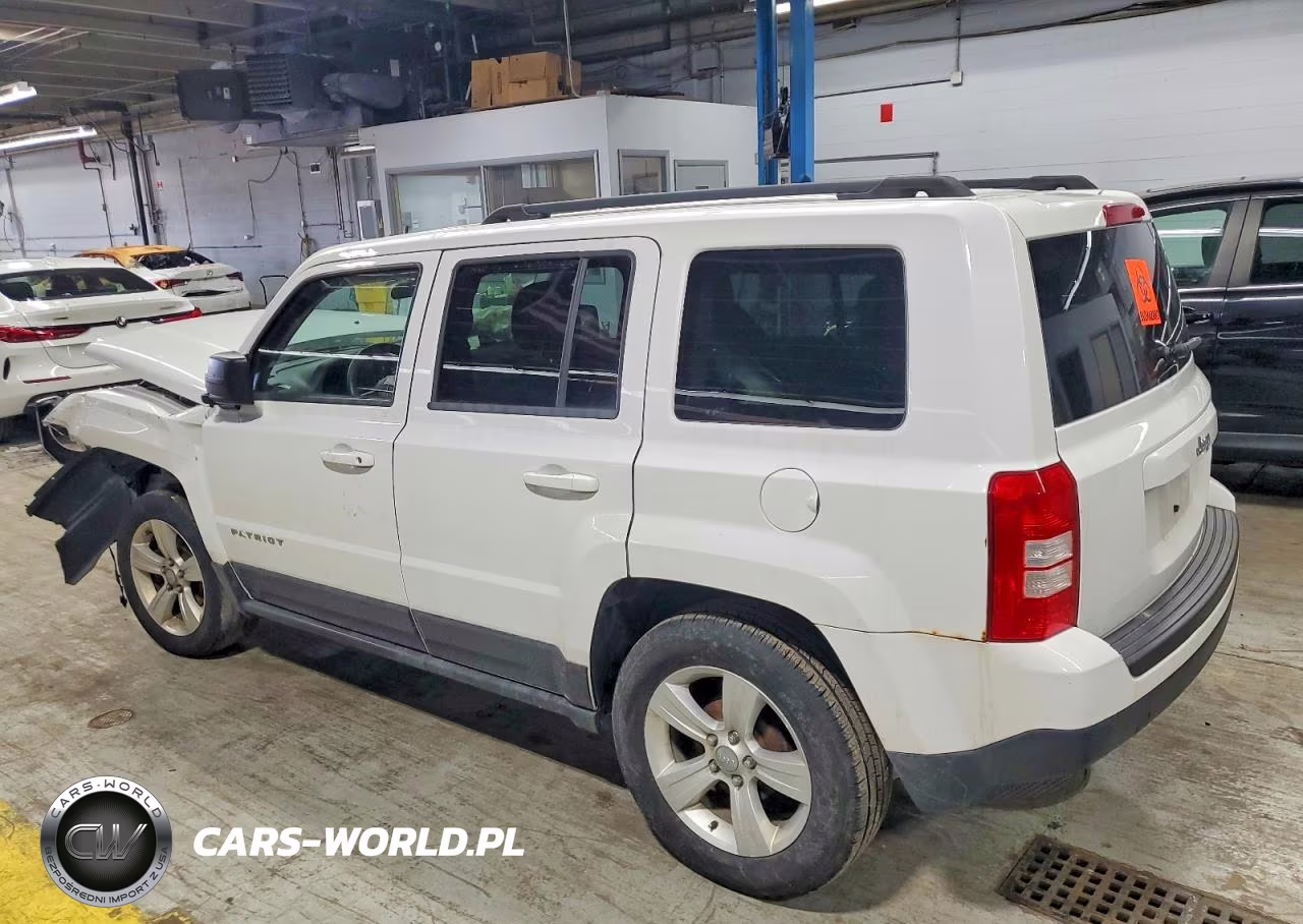 2014 Jeep Patriot Latitude VIN:1C4NJPFB7ED722215 - 2