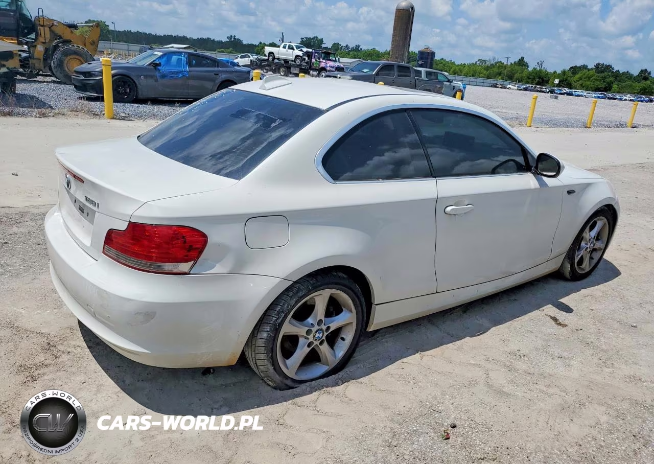 2011 BMW 128 I VIN:WBAUP9C55BVL90282 - 3