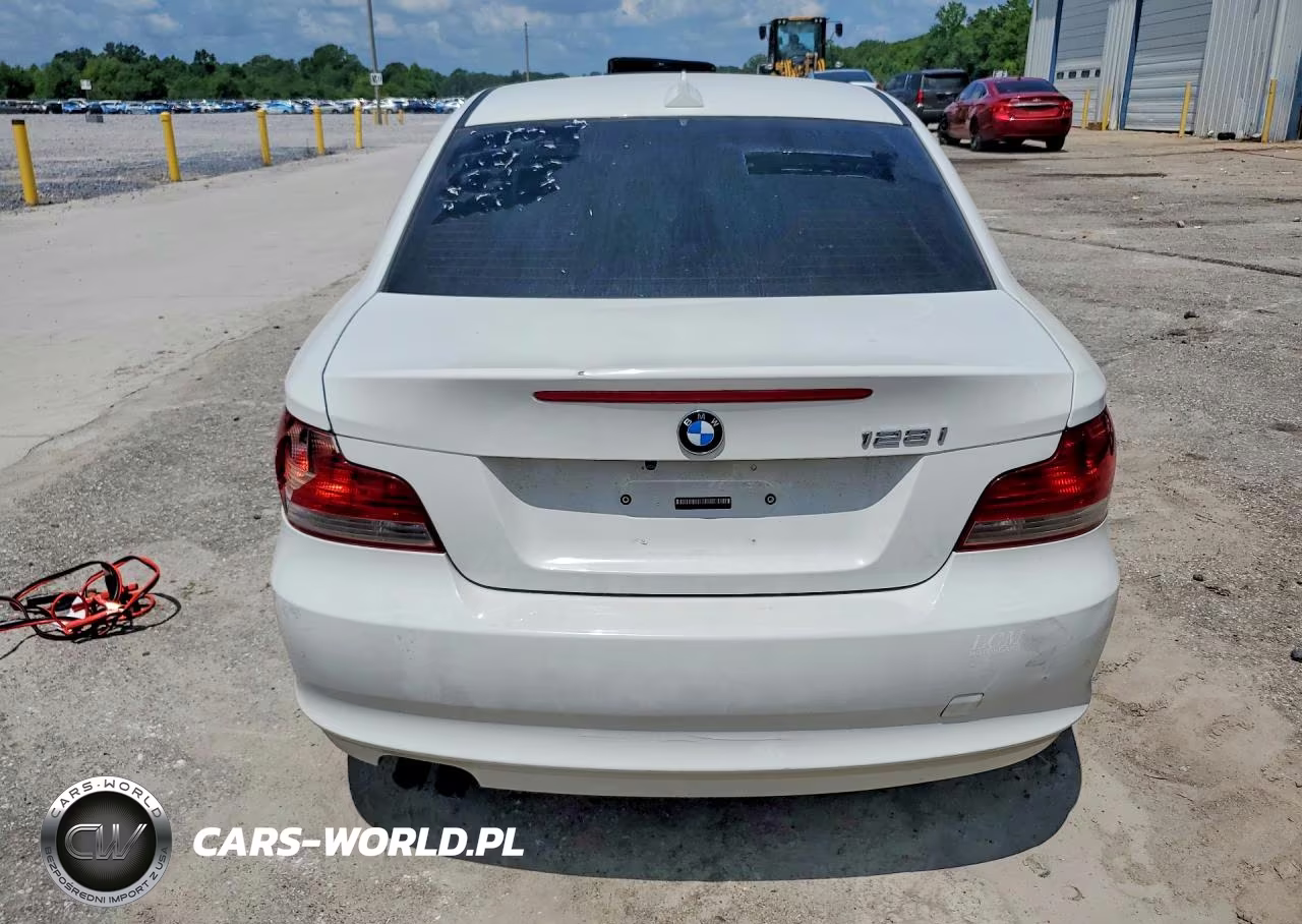 2011 BMW 128 I VIN:WBAUP9C55BVL90282 - 6