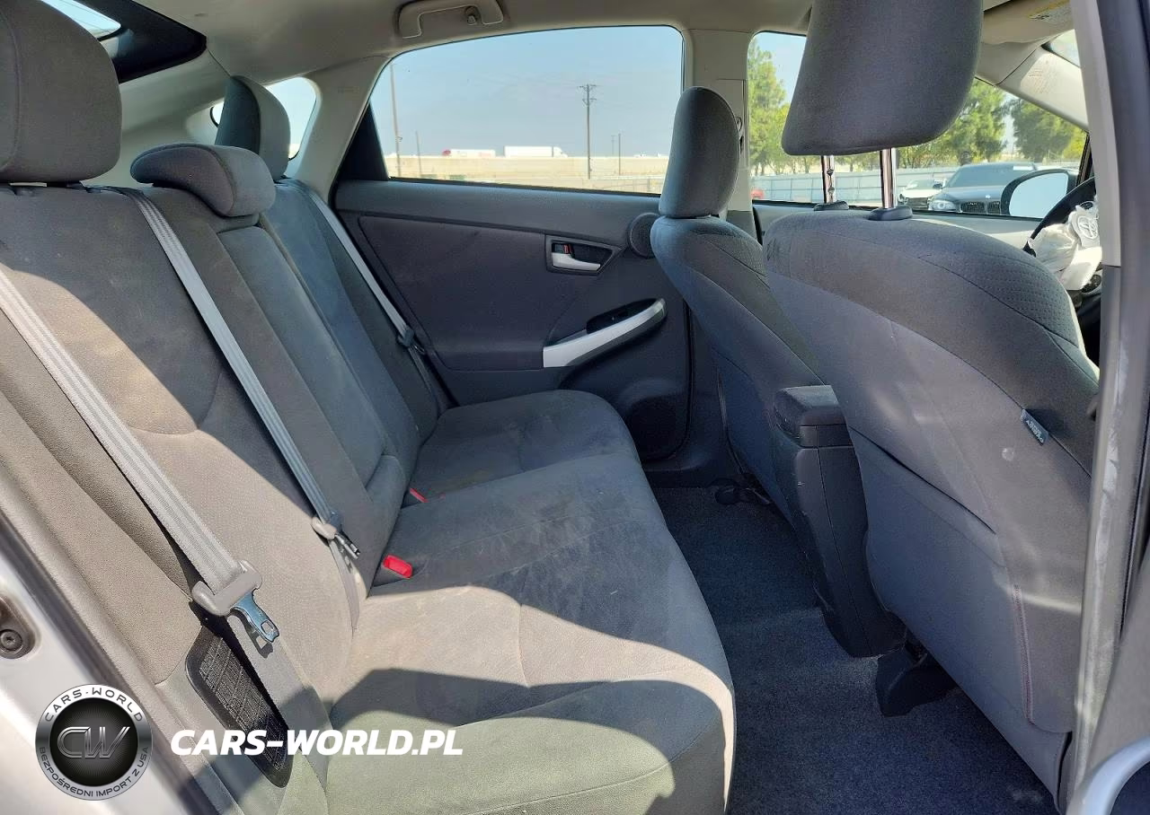 2011 Toyota Prius Three VIN:JTDKN3DU5B5322096 - 10