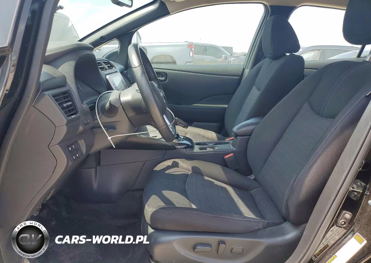 2025 Nissan Leaf Sv Plus VIN:1N4CZ1CV5SC560328 - 7