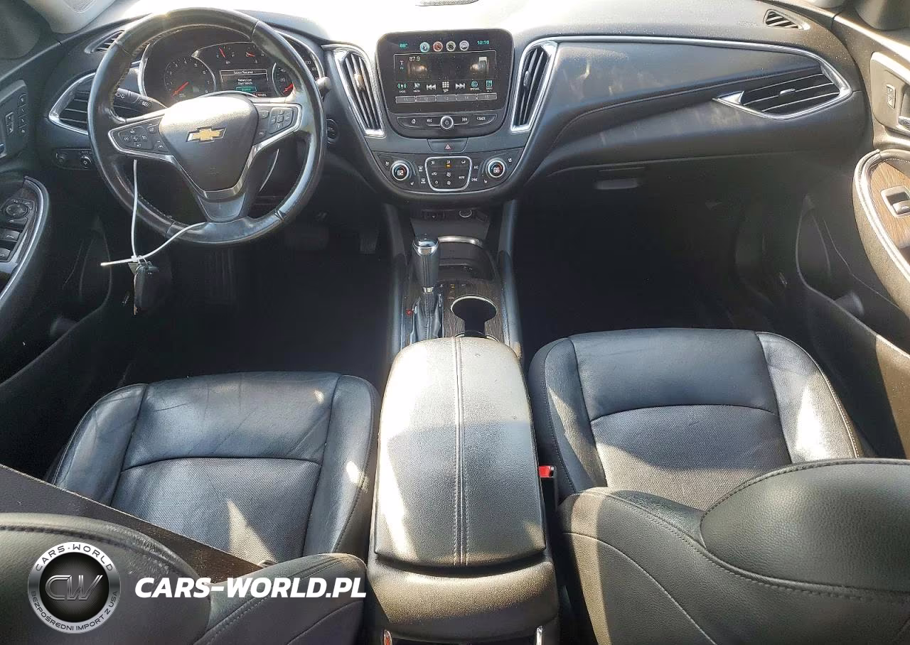 2018 Chevrolet Malibu Premier VIN:1G1ZE5SX1JF101622 - 8