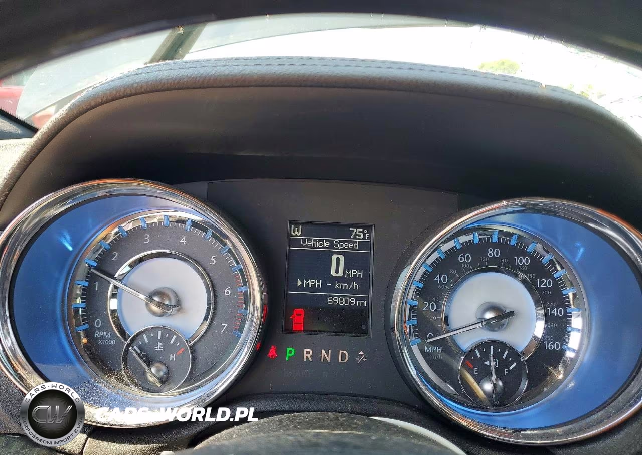 2011 Chrysler 300C VIN:2C3CA6CT9BH593850 - 9
