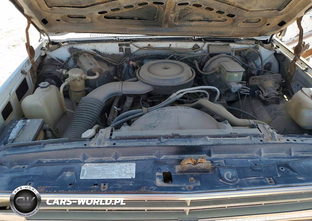 1988 Chevrolet Suburban VIN:1GCER16K4JF116701 - 12