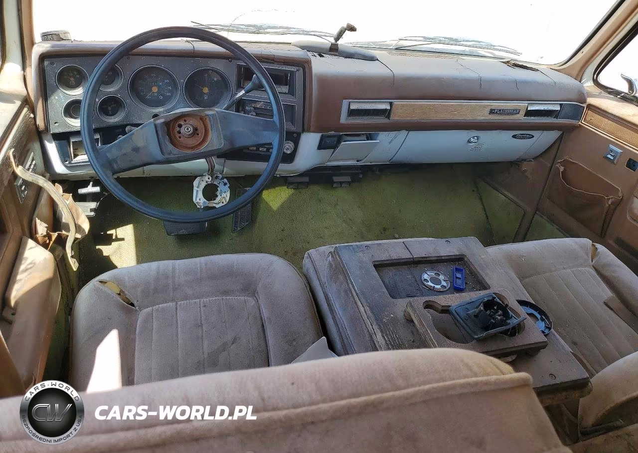 1988 Chevrolet Suburban VIN:1GCER16K4JF116701 - 8