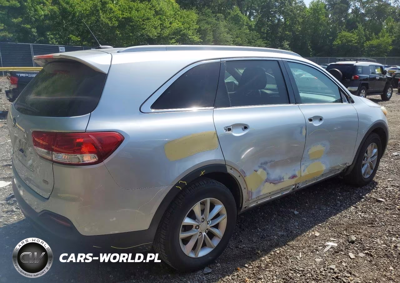 2016 Kia Sorento Lx VIN:5XYPGDA34GG078103 - 3