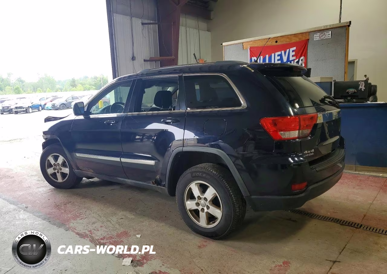 2011 Jeep Grand Cherokee Laredo VIN:1J4RR4GG3BC523290 - 2