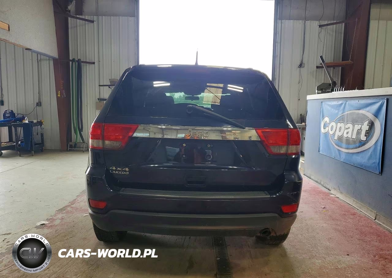 2011 Jeep Grand Cherokee Laredo VIN:1J4RR4GG3BC523290 - 6