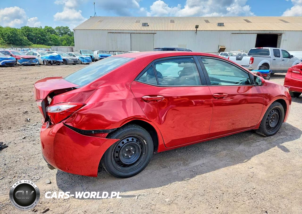 2016 Toyota Corolla Le VIN:2T1BURHE4GC577695 - 3