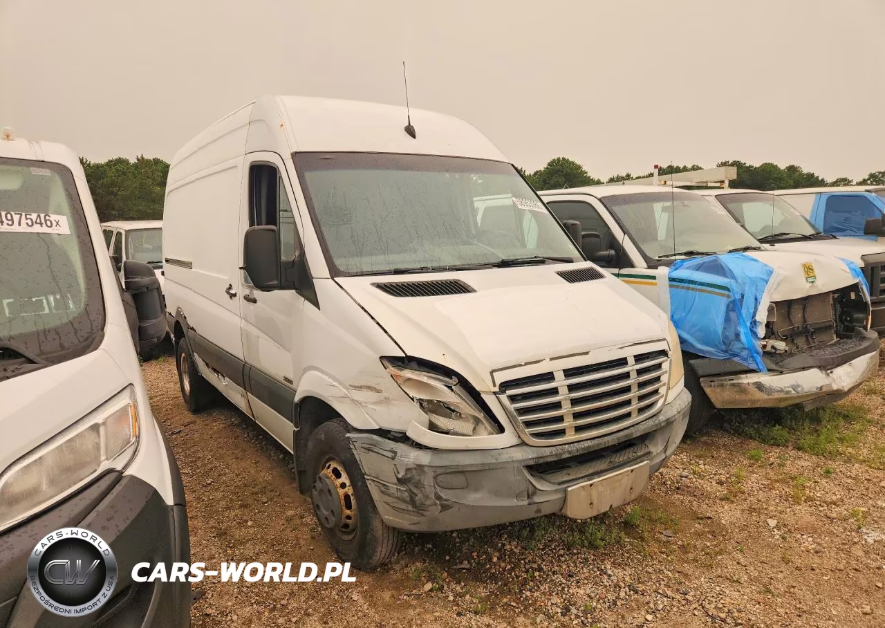 2011 Freightliner Sprinter 3500 Delivery Van VIN:WDYPF0CC0B5532653 - 4