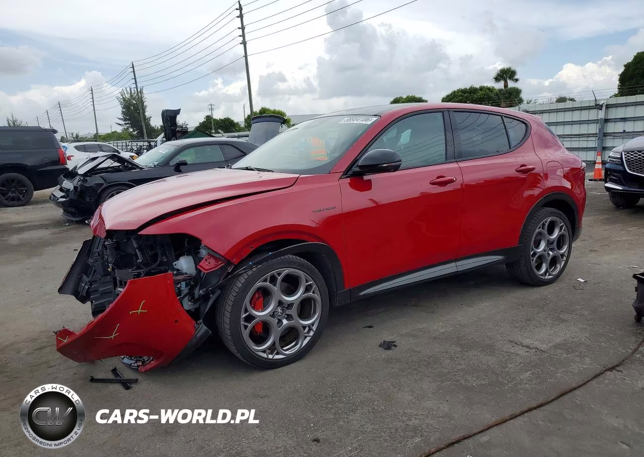2024 Alfa Romeo Tonale Veloce – zdjęcie 1 z 13