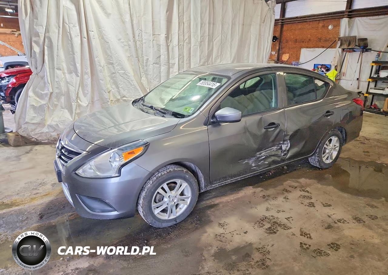 2016 Nissan Versa 1.6 S – zdjęcie 1 z 12