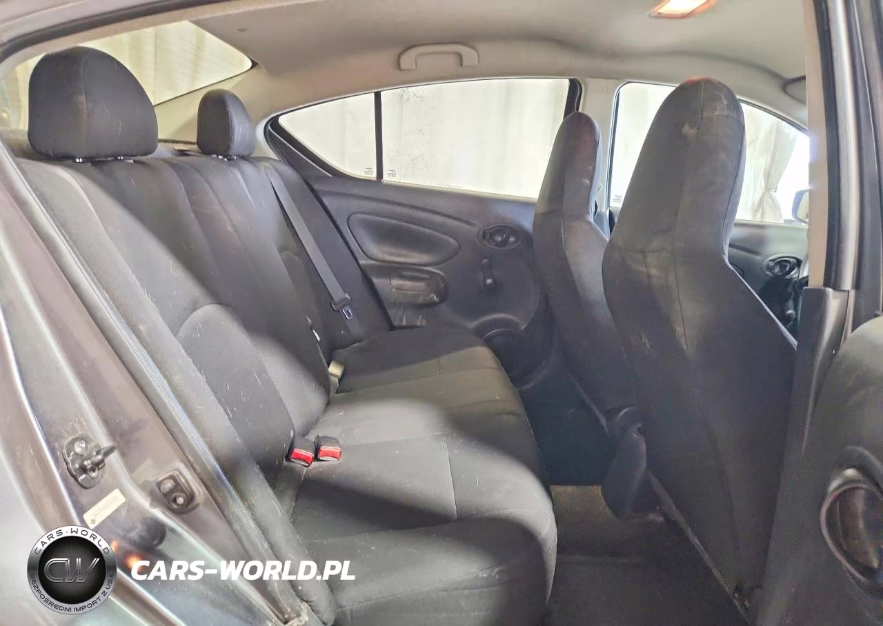 2016 Nissan Versa 1.6 S VIN:3N1CN7AP3GL828272 - 10
