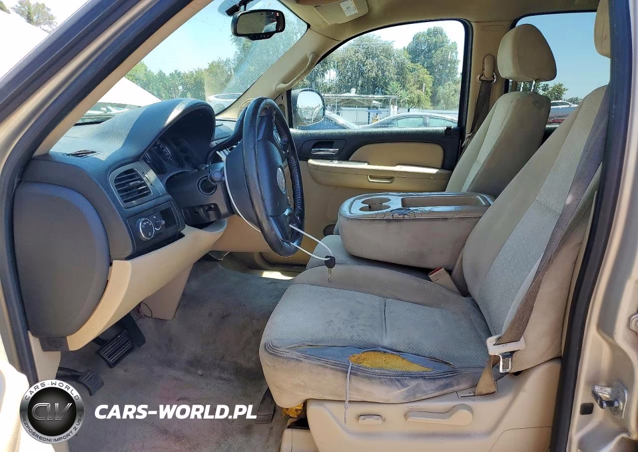 2007 Chevrolet Tahoe C1500 VIN:1GNFC13C17R377186 - 7